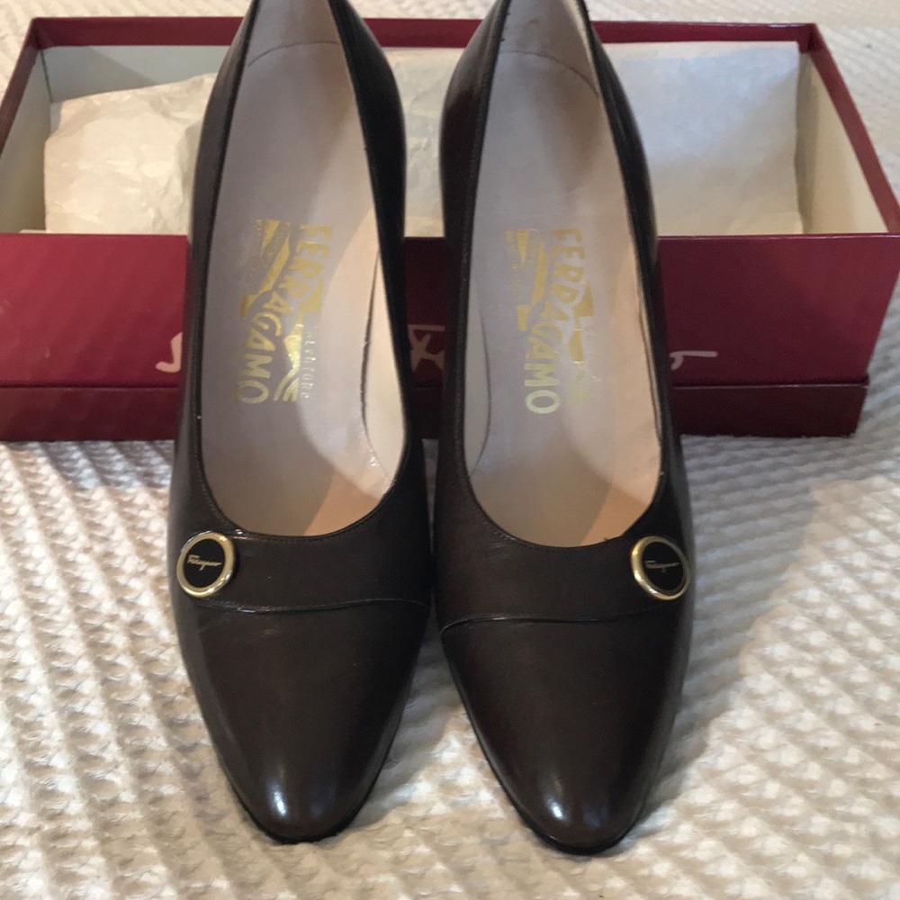 Salvatore Ferragamo Brown Pumps